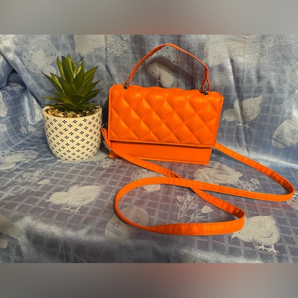 Crossbody bag - Picture 2 of 8